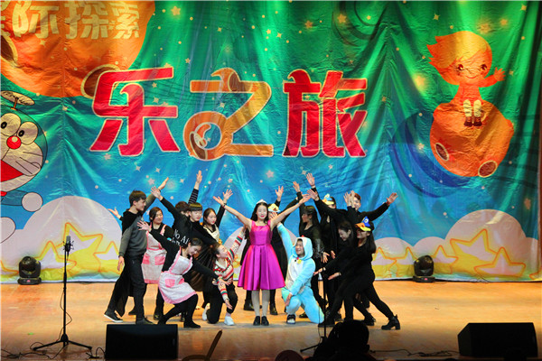 2016121915382031.jpg 伟德国际官网周骏老师举办奥尔夫音乐教学汇报演出