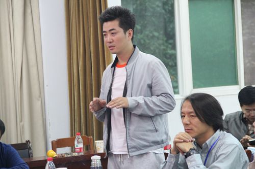 伟德国际官网成功举办校友座谈会